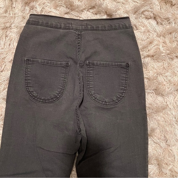 BOGO ๐๏ธ Fashionn Nova Gray Skinny Jeans - Picture 8 of 8